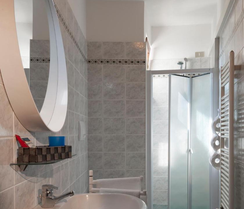 Photo of Bathroom in Montioni