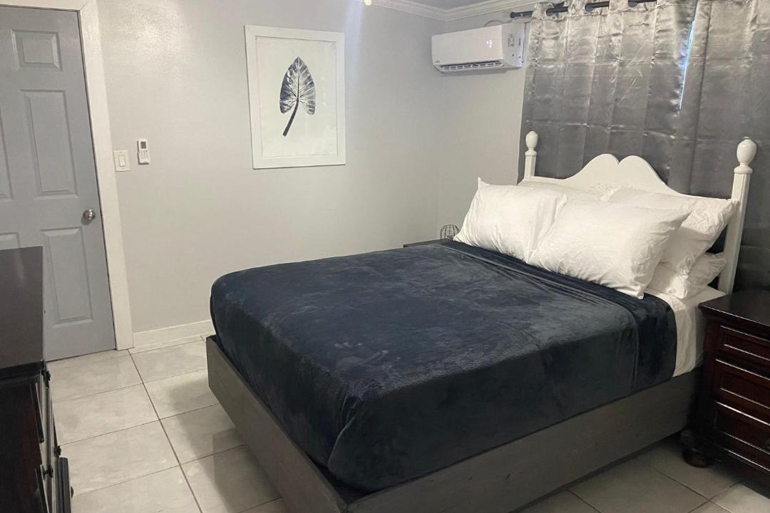 Photo of Bedroom in Nassau