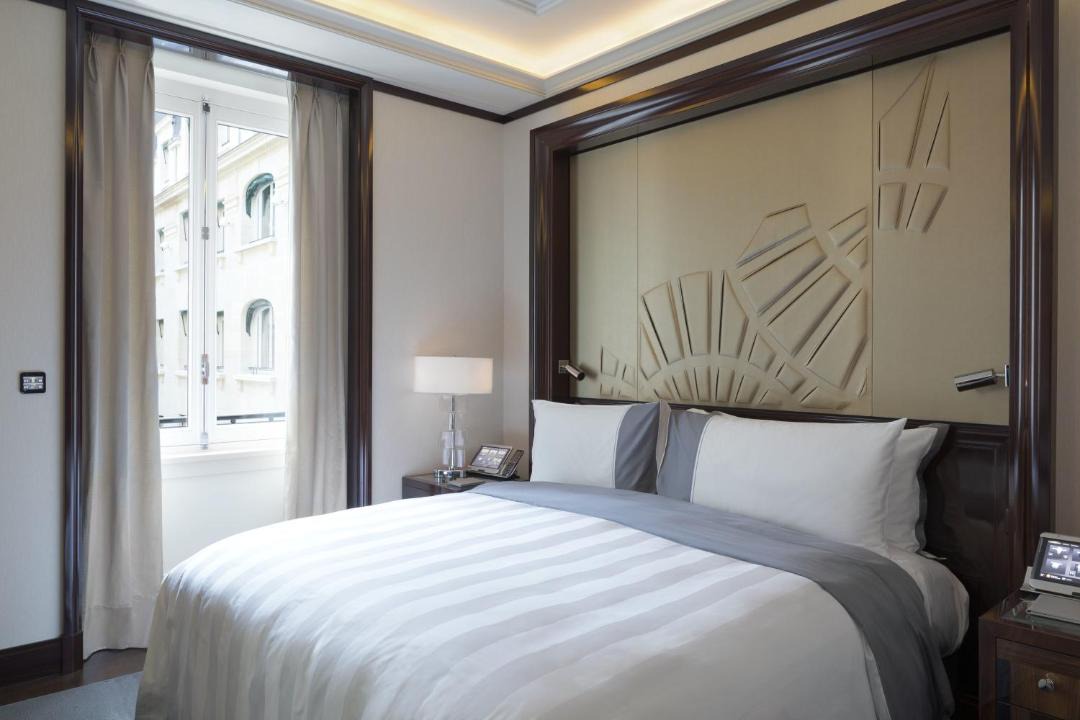 Photo of Bedroom in Chaillot