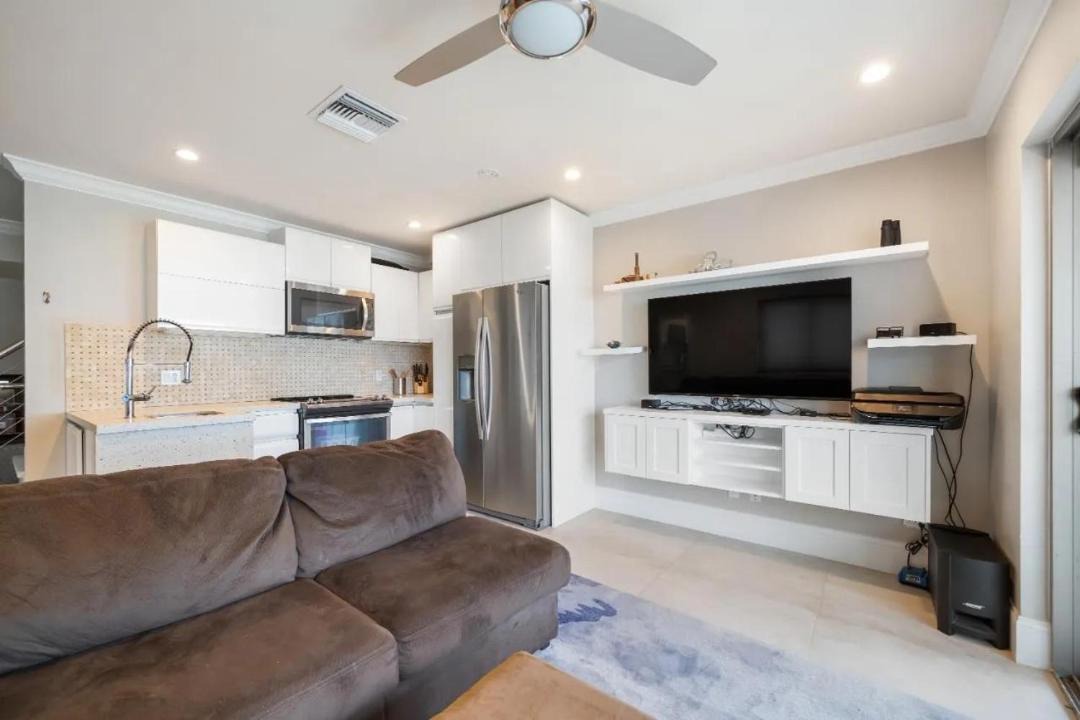 Photo of Livingroom in Paradise Island