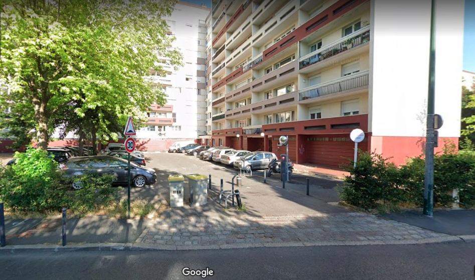 Photo of Others in Villeneuve-la-Garenne