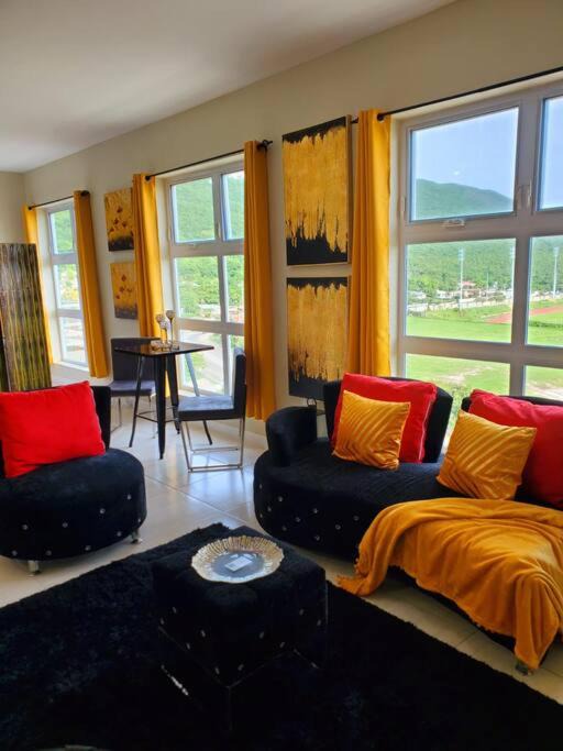 Photo of Livingroom in New Kingston