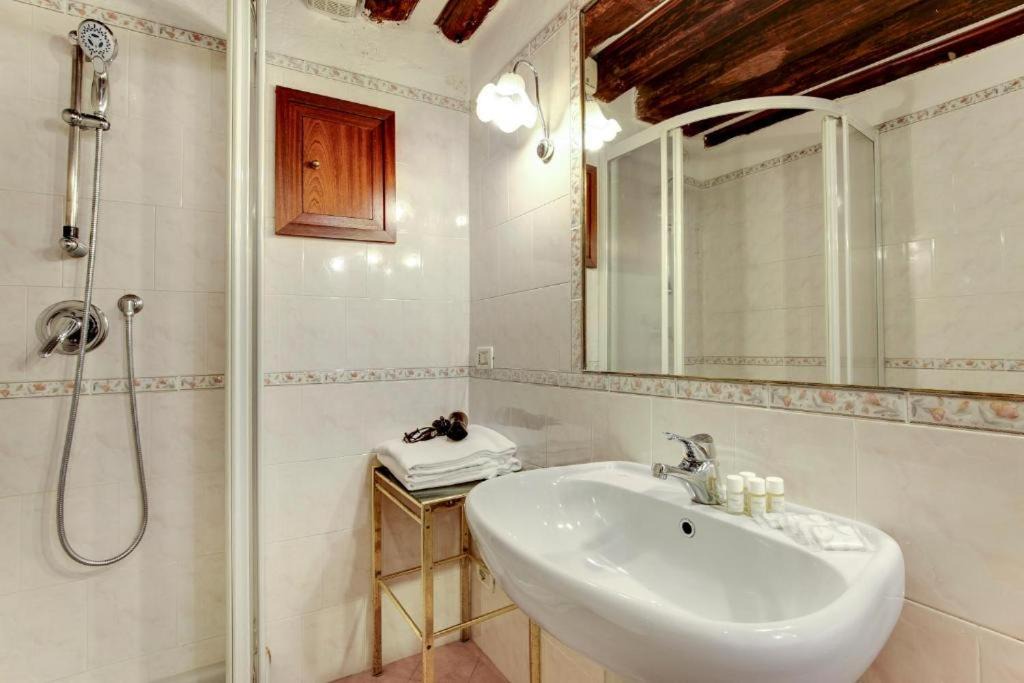 Photo of Bathroom in Castello