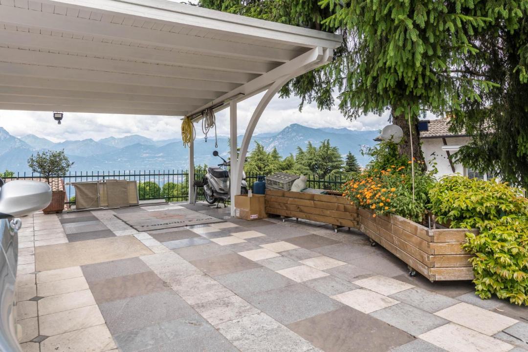Photo of Patio Balcony in San Zeno di Montagna
