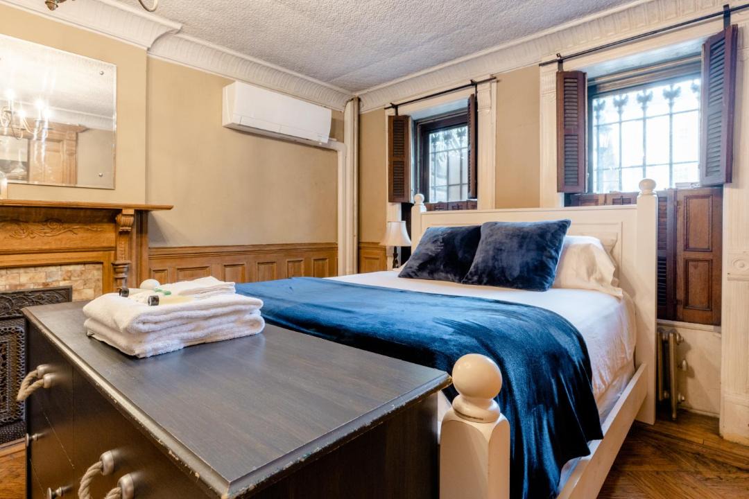 Photo of Bedroom in Bedford-Stuyvesant