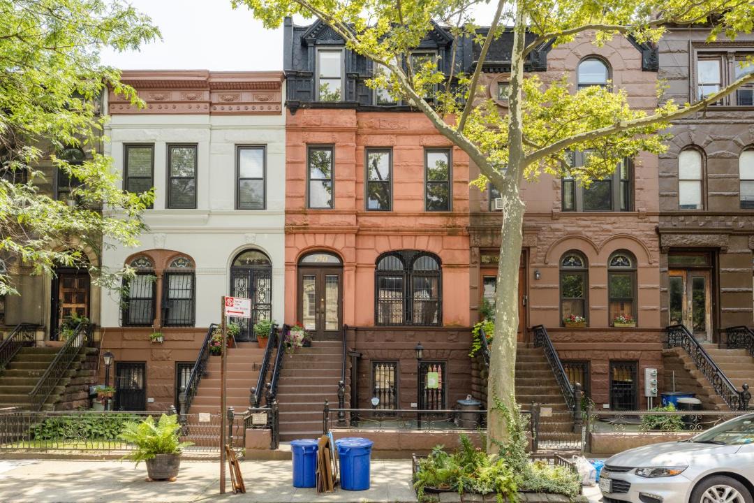 Photo of Buildings in Bedford-Stuyvesant