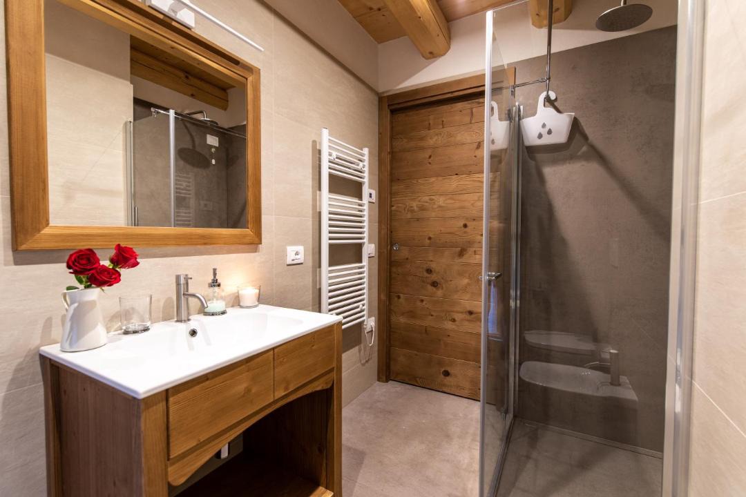 Photo of Bathroom in Conco