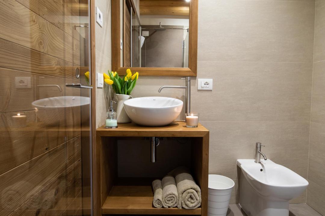 Photo of Bathroom in Conco