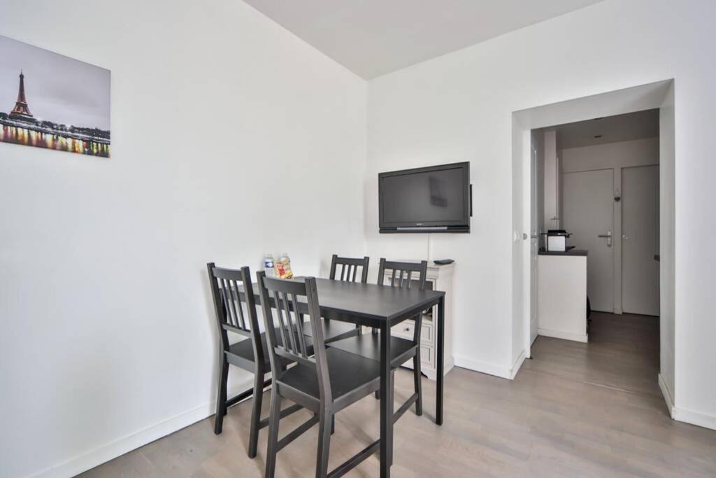 Photo of Livingroom in Pere Lachaise