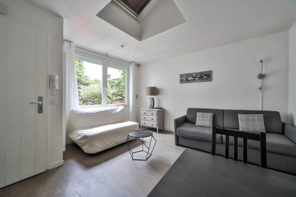 Photo of Livingroom in Pere Lachaise