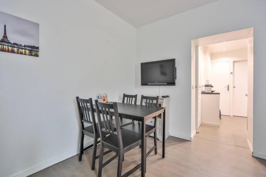 Photo of Livingroom in Pere Lachaise