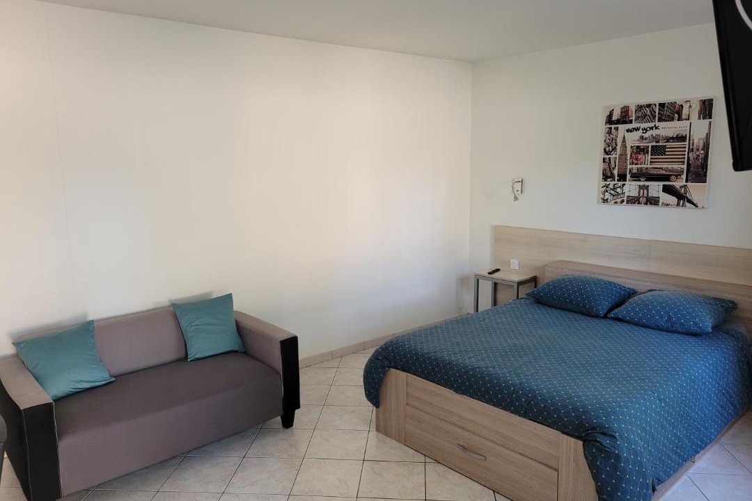 Photo of Bedroom in Tremblay-en-France