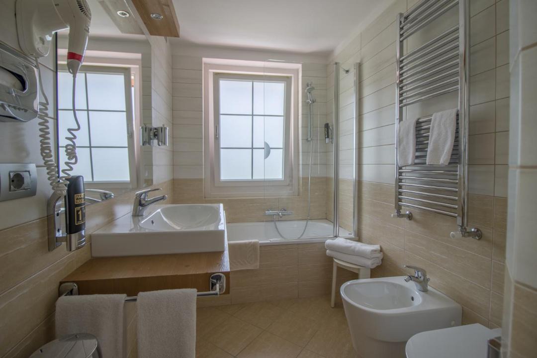 Photo of Bathroom in Pocol