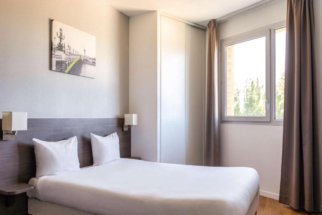 Photo of Bedroom in Le Port sous la Lune