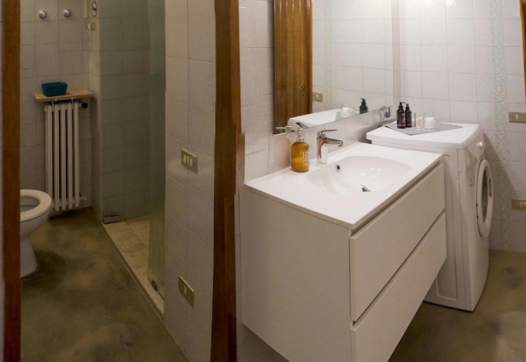 Photo of Bathroom in Verona City Centre
