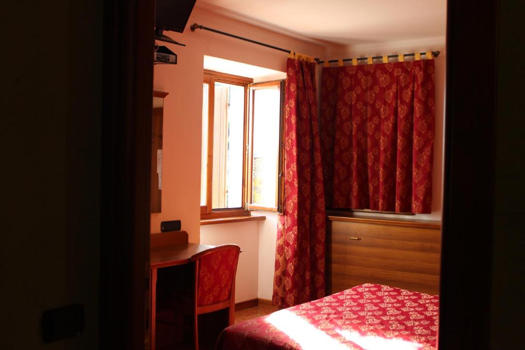 Photo of Bedroom in Costermano