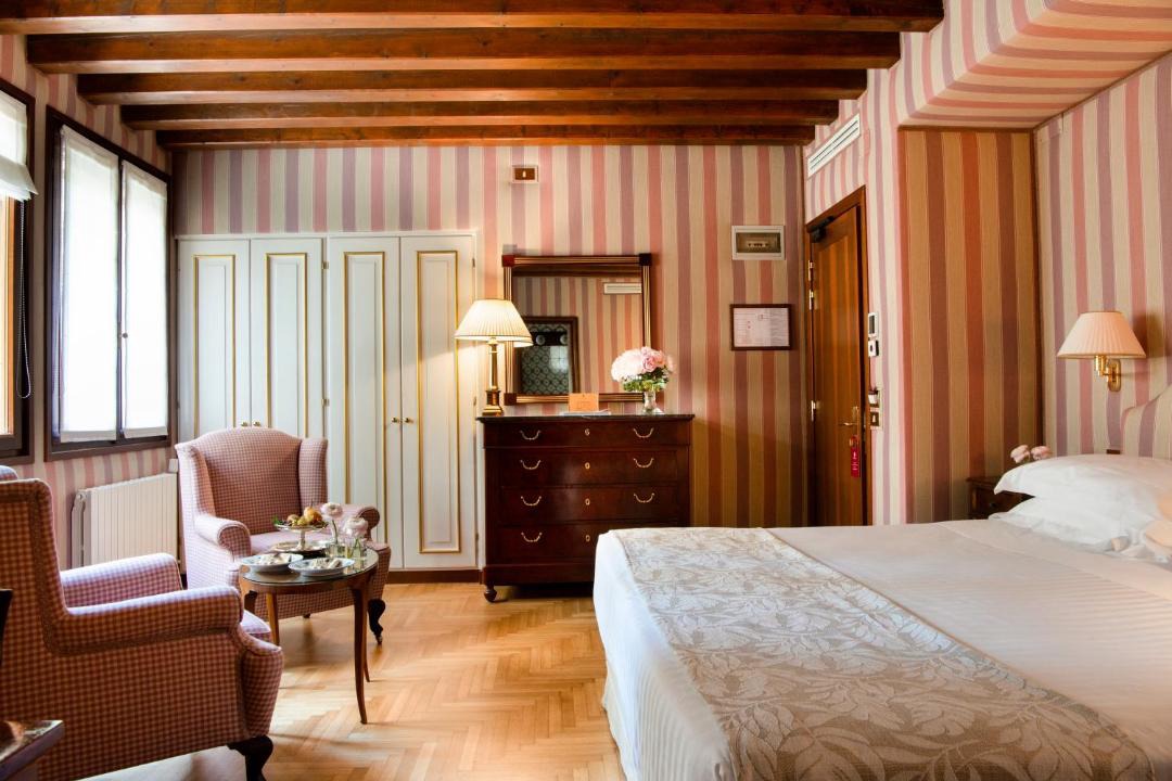 Photo of Bedroom in Asolo