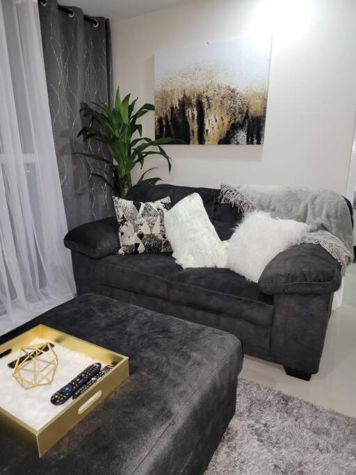 Photo of Livingroom in Portmore