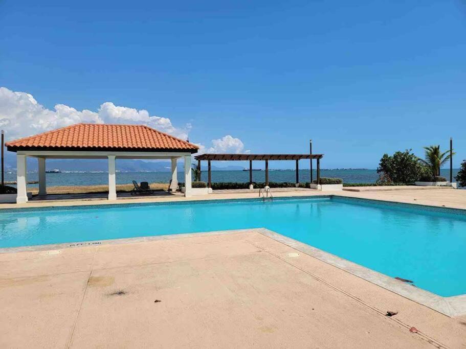 Photo of Outdoor in Portmore