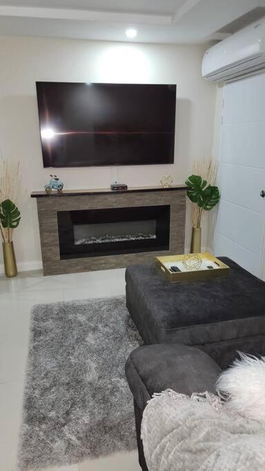 Photo of Livingroom in Portmore