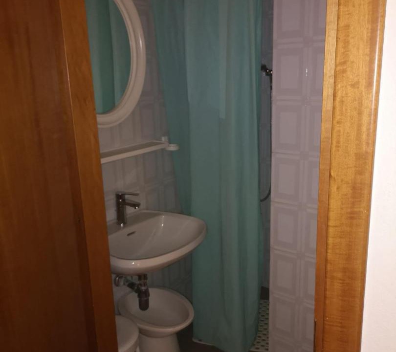 Photo of Bathroom in Peri