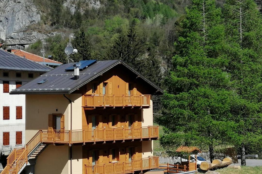 Photo of Buildings in Caralte