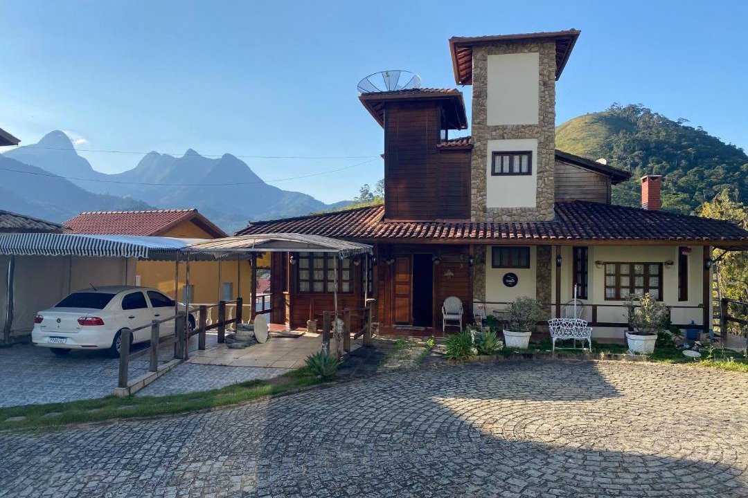 Photo of Buildings in Teresopolis