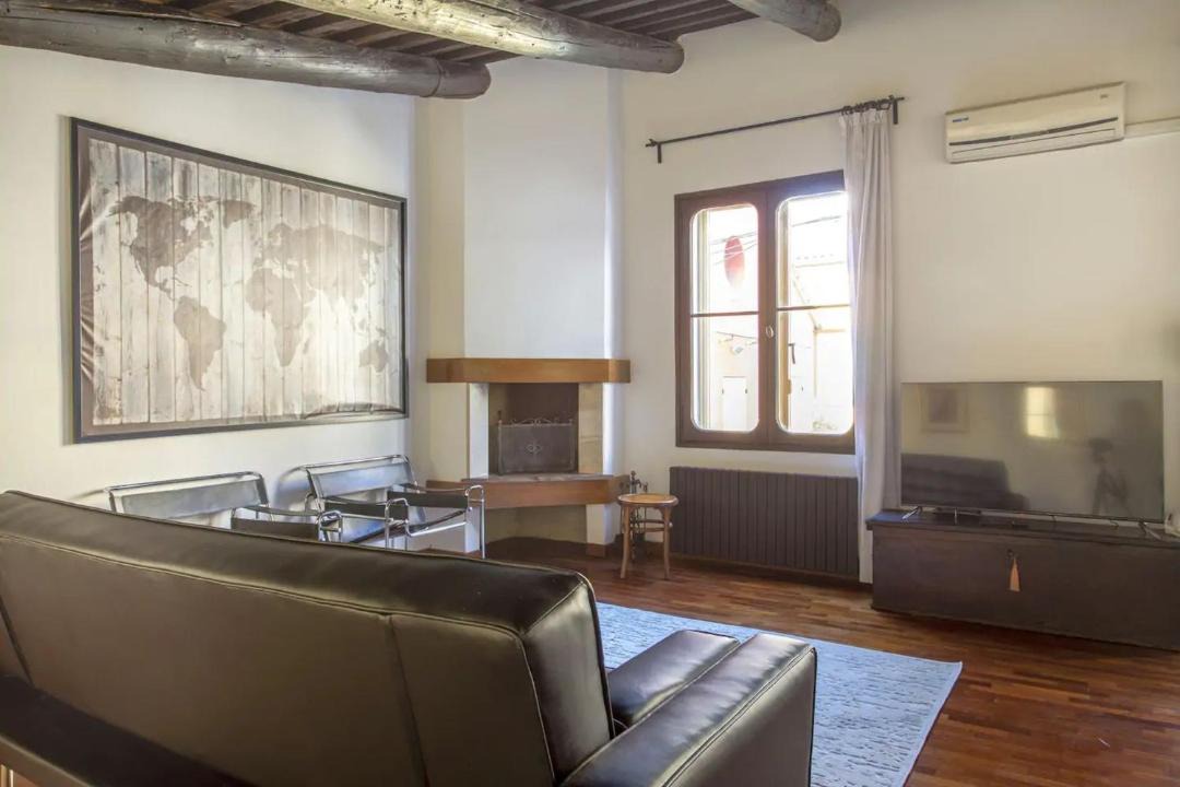 Photo of Livingroom in Historic Centre