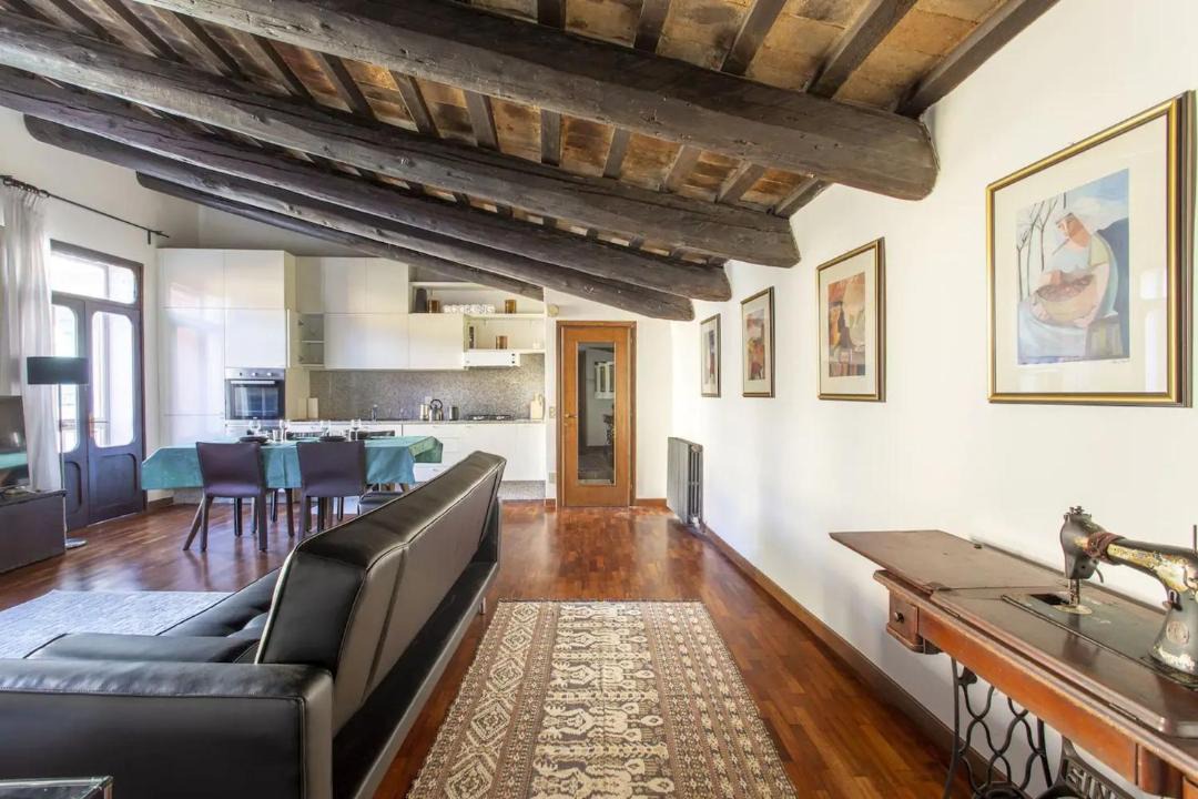 Photo of Livingroom in Historic Centre