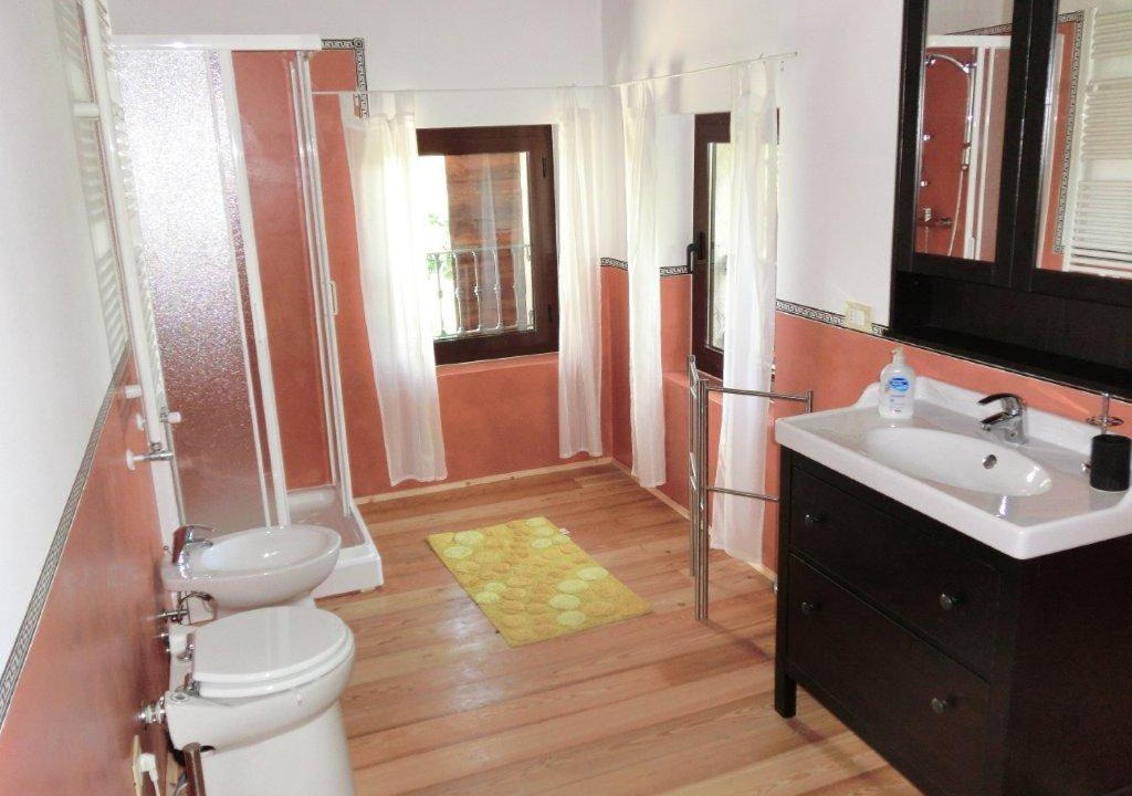 Photo of Bathroom in Cinto Caomaggiore