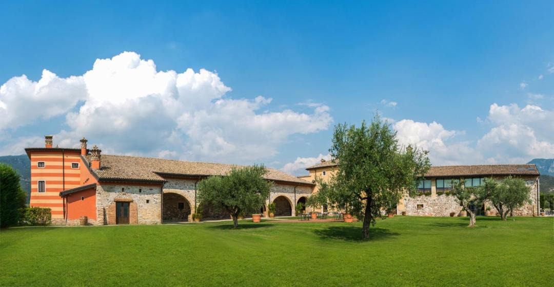 Photo of Buildings in Caprino Veronese
