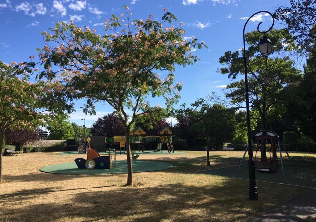 Photo of Outdoor in Magny-le-Hongre