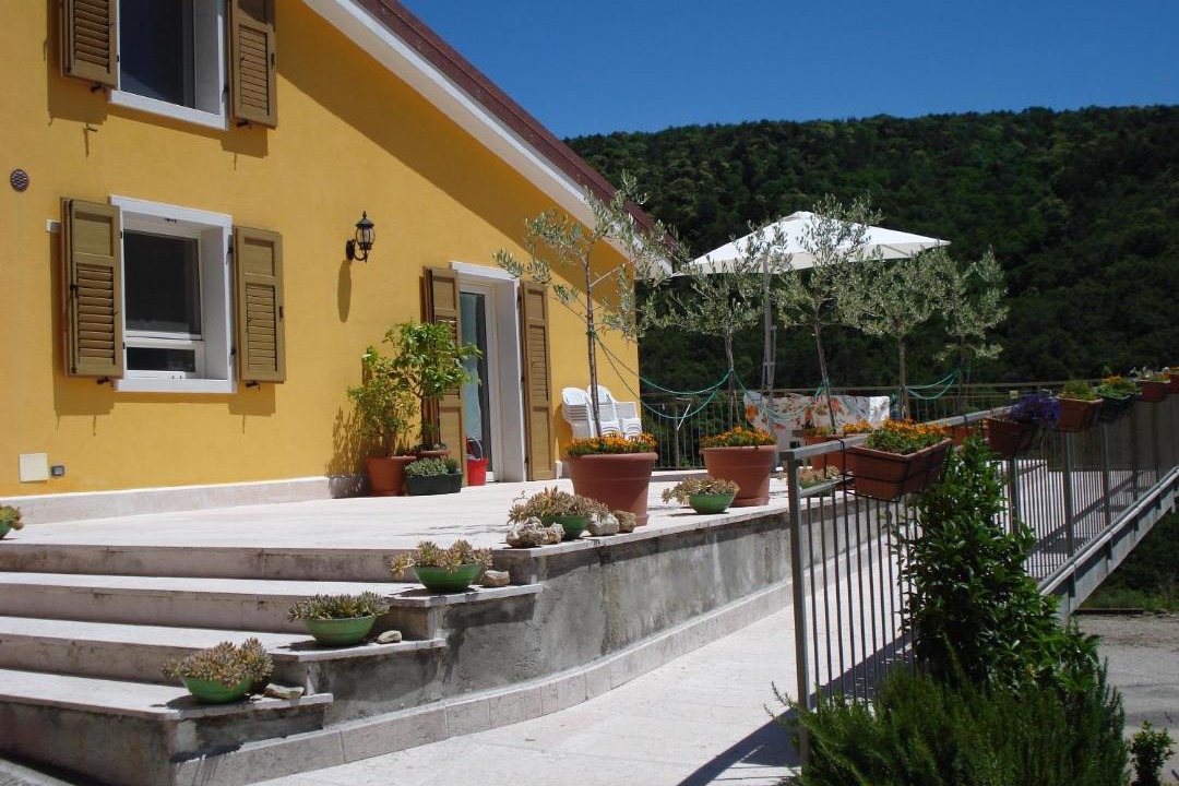 Photo of Buildings in Caprino Veronese