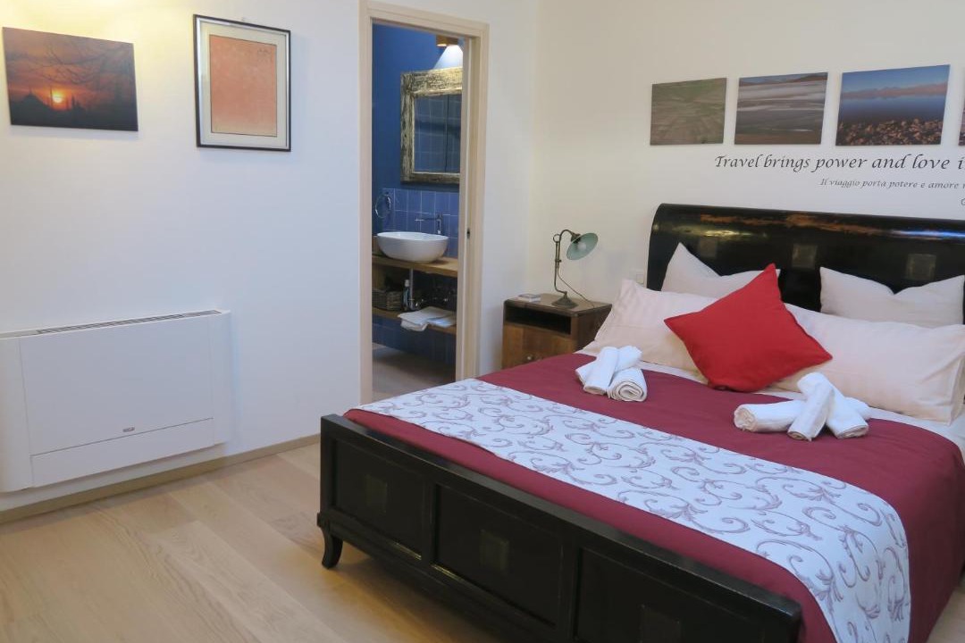 Photo of Bedroom in Historic Centre