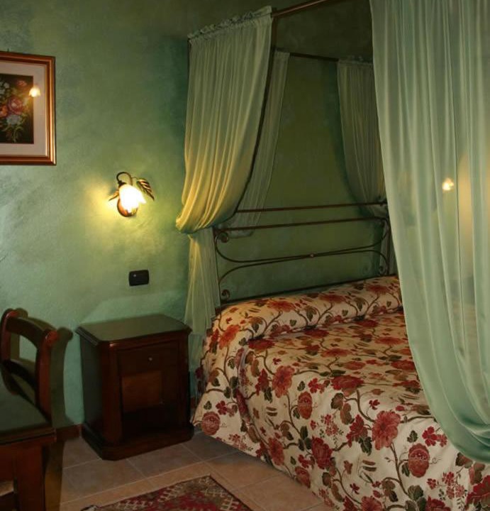 Photo of Bedroom in Valeggio sul Mincio
