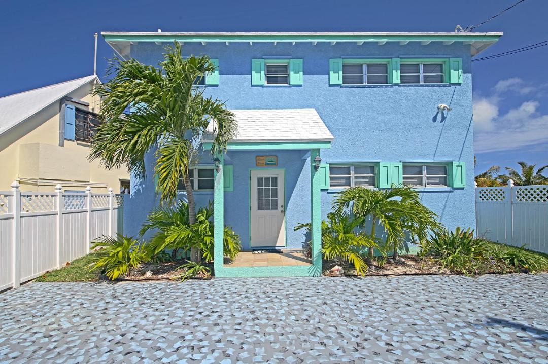 Photo of Buildings in Spanish Wells