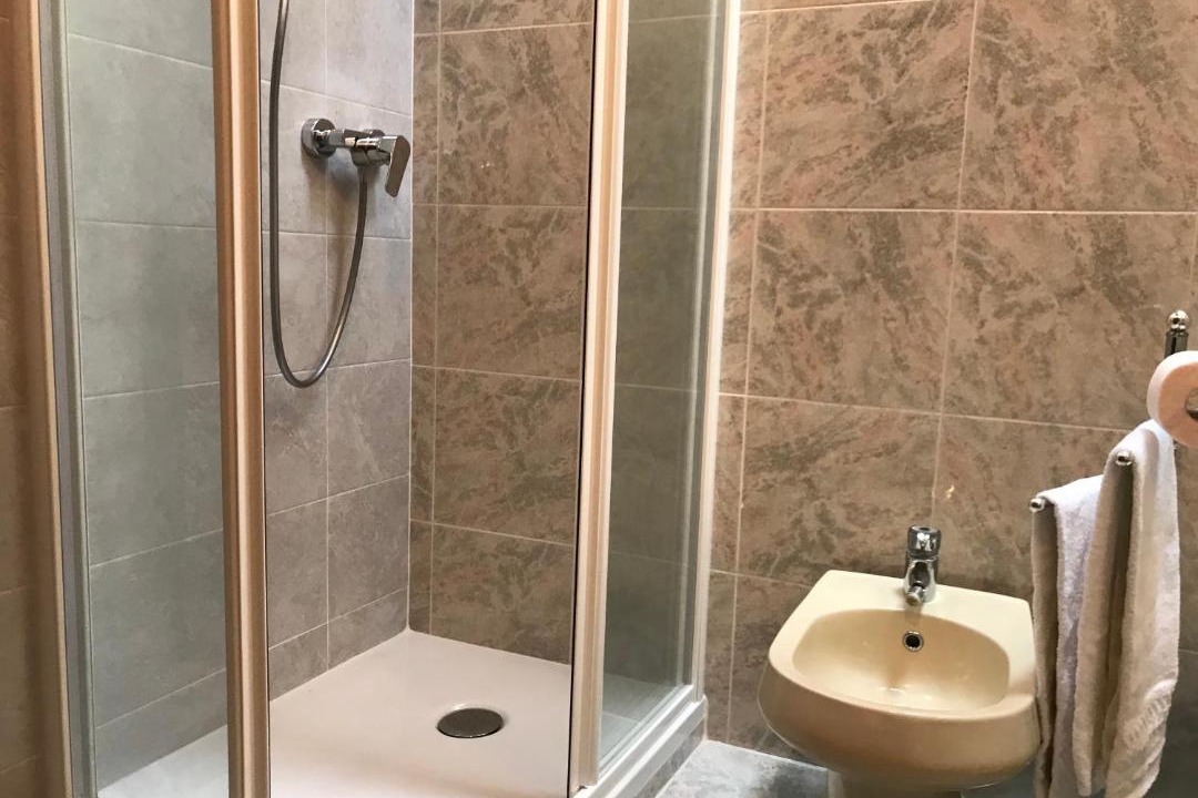Photo of Bathroom in Peschiera del Garda City Centre