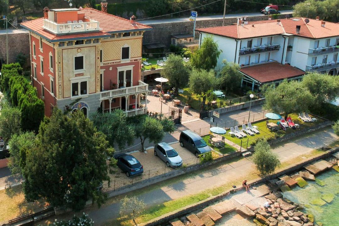Photo of Others in Magugnago