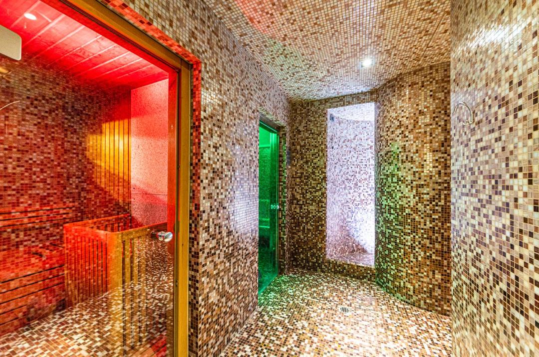 Photo of Bathroom in Gares