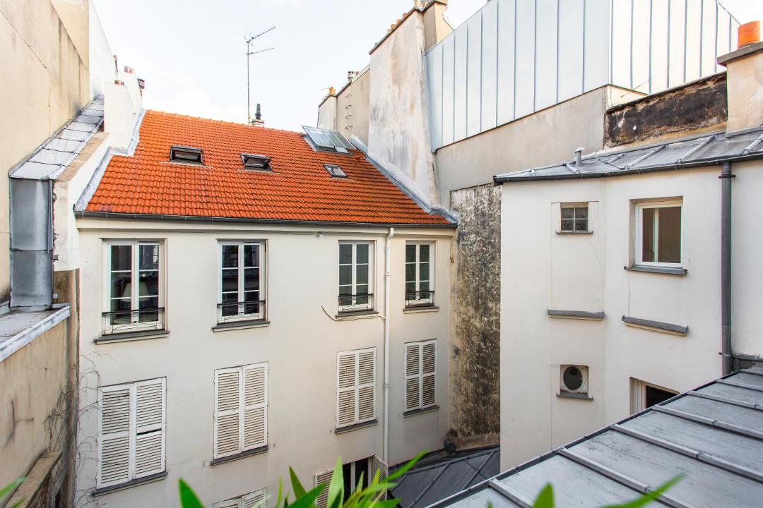 Photo of Buildings in 9th Arrondissement
