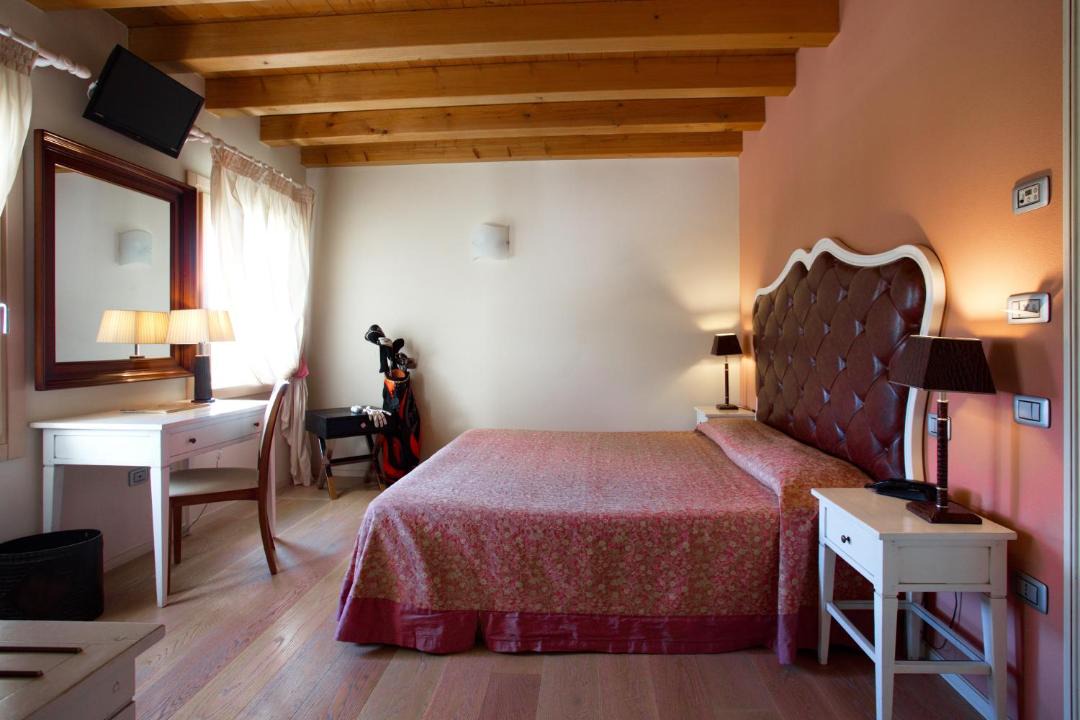 Photo of Others in Asolo