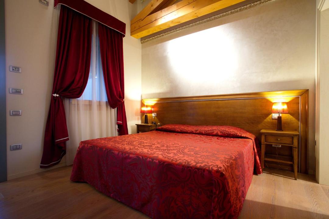 Photo of Others in Asolo