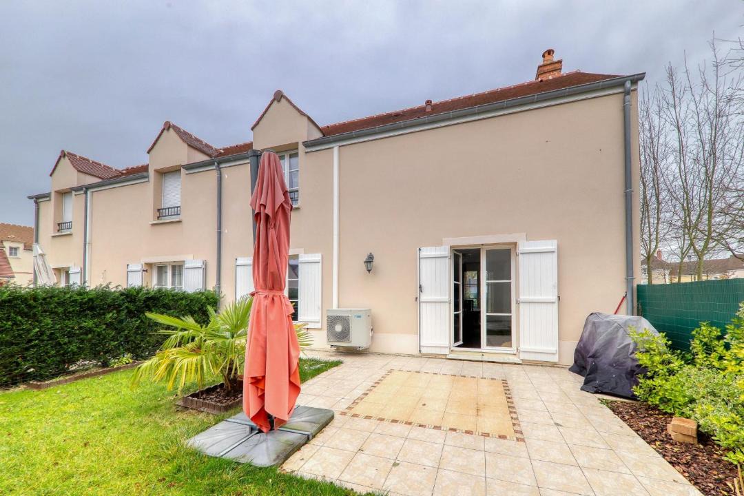 Photo of Buildings in Magny-le-Hongre