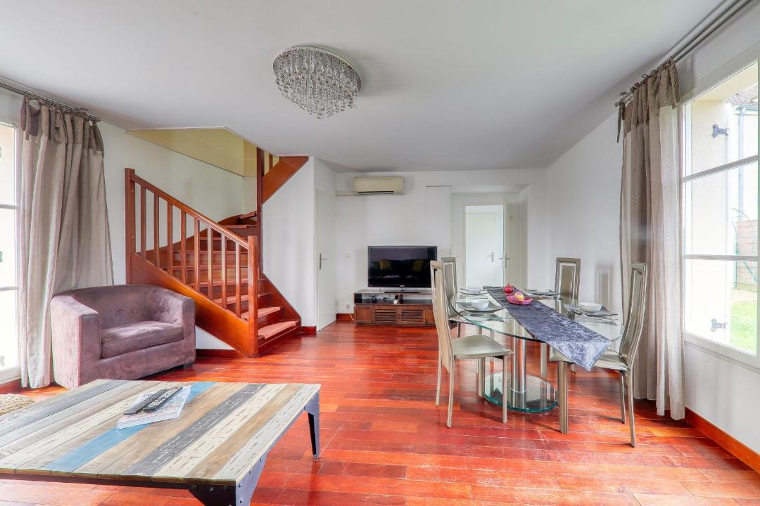 Photo of Livingroom in Magny-le-Hongre