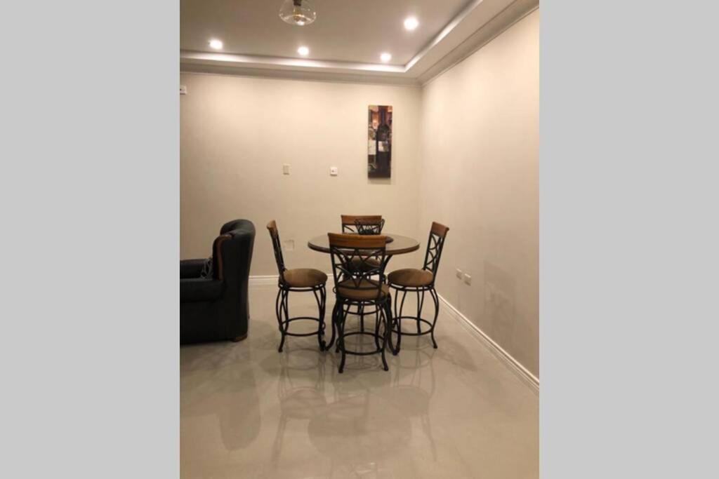Photo of Livingroom in Kingston