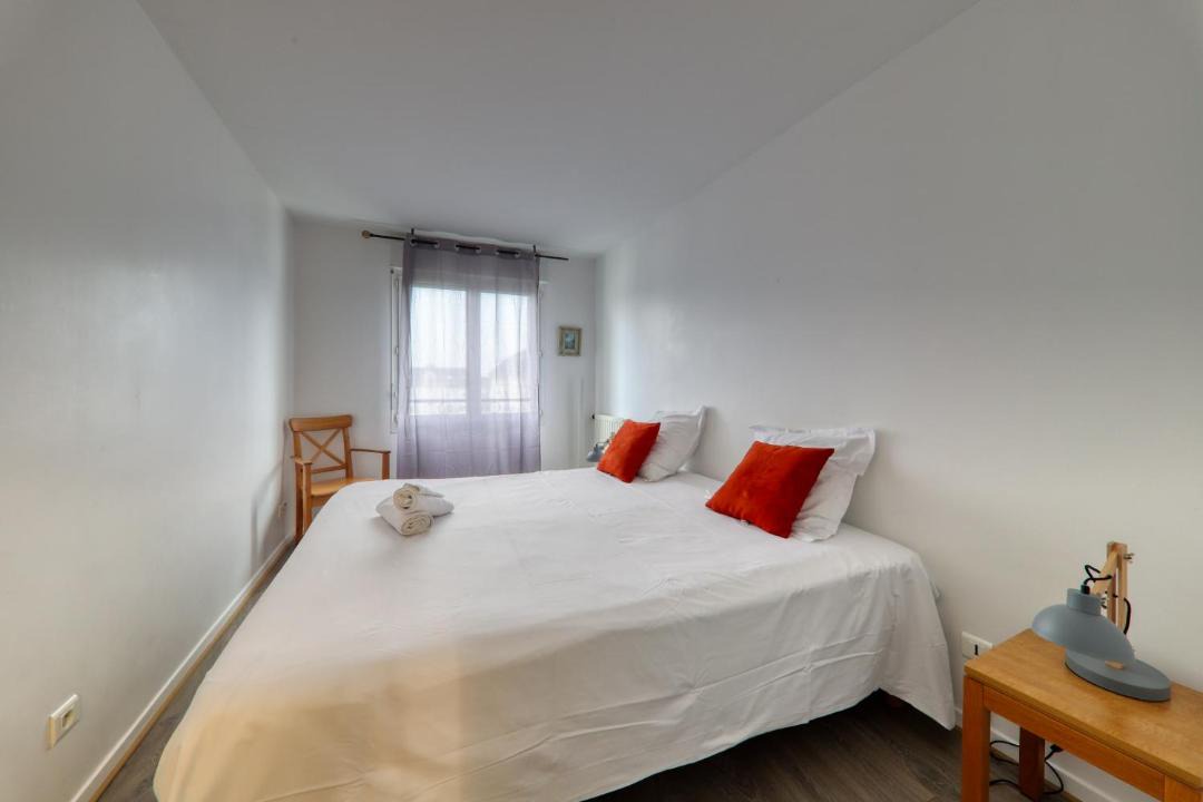 Photo of Bedroom in Magny-le-Hongre