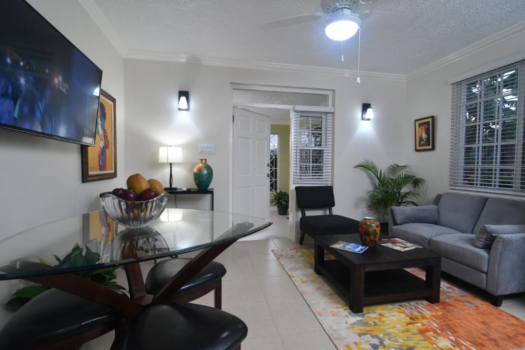 Photo of Others in Molynes Gardens
