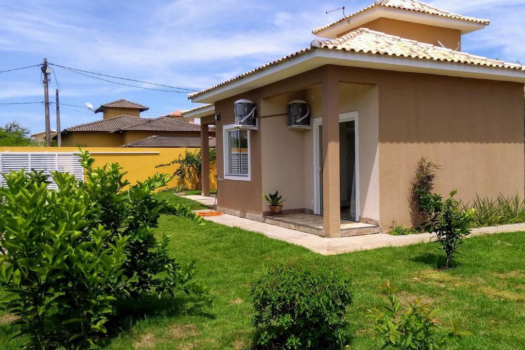 Photo of Buildings in Caravelas