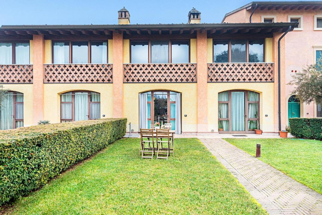Photo of Buildings in Borghetto