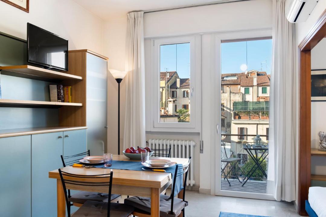 Photo of Livingroom in Historic Centre